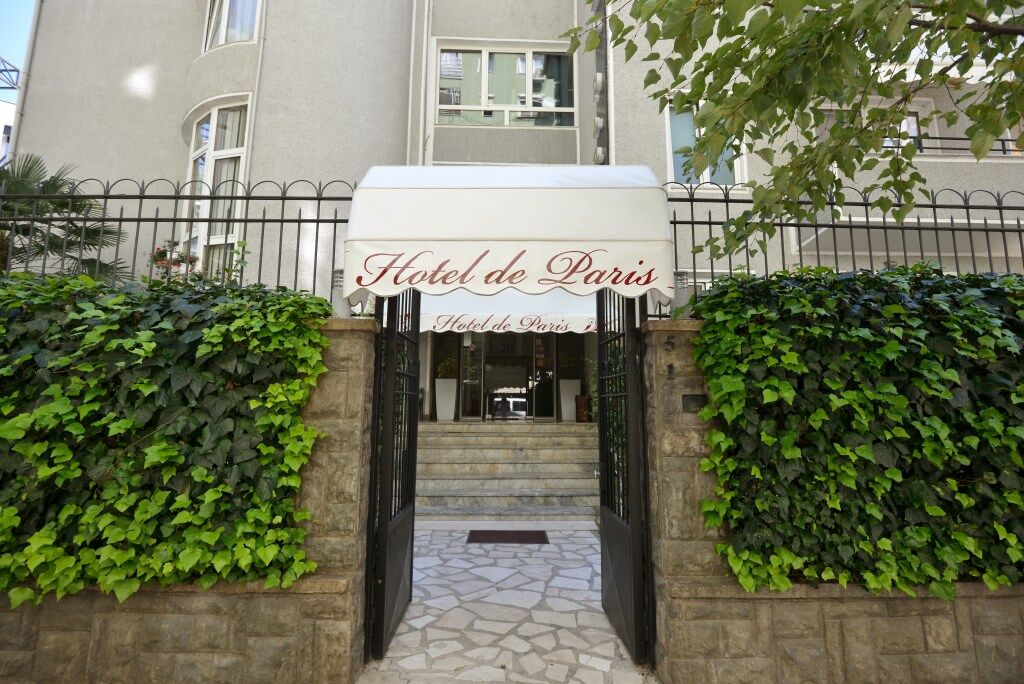 Hotel De Paris ティラナ エクステリア 写真